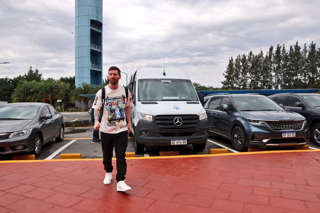 ¿Vuelve a Funes? Messi está en el país para jugar con la Selección y hay expectativa en la ciudad